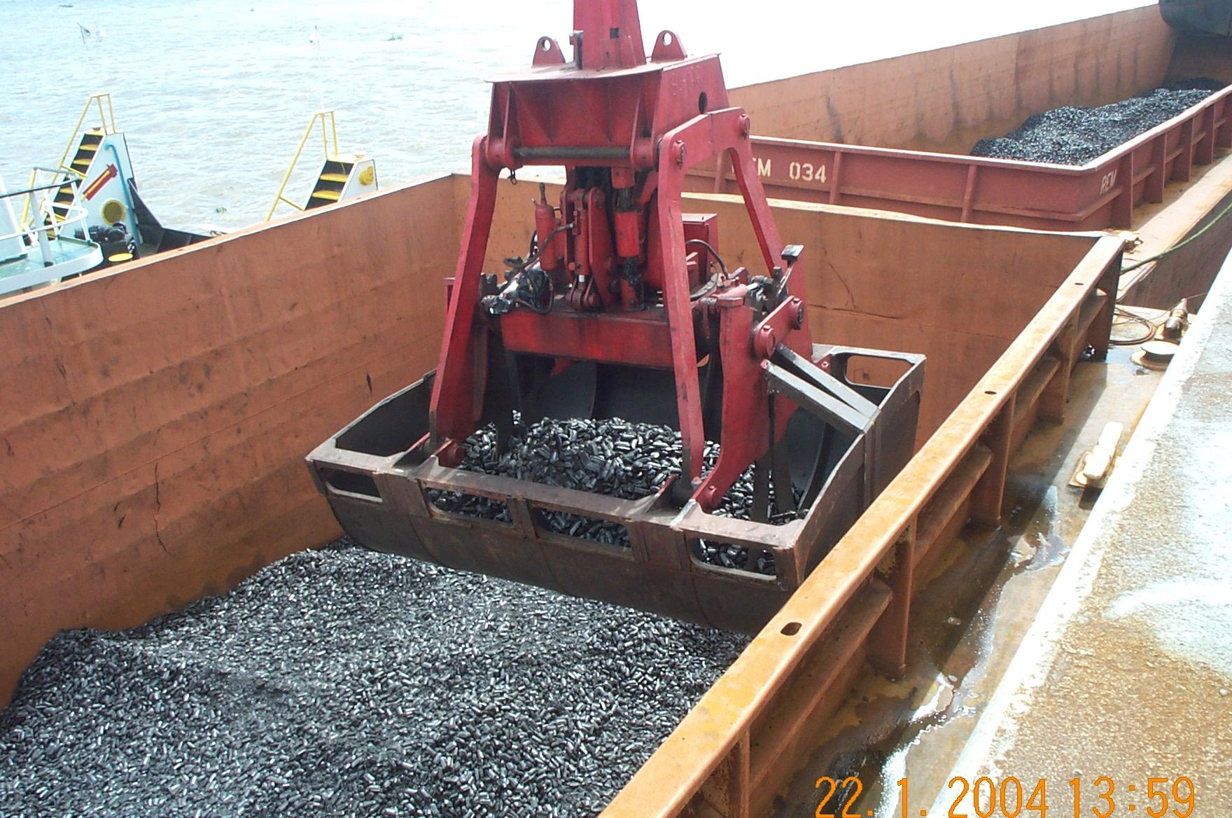 Barge unloading HBI