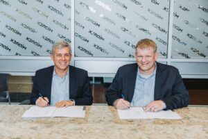 Vale and Midrex to Cooperate for Use of Iron Ore Briquettes in Direct Reduction Plants 2 Vale Signing